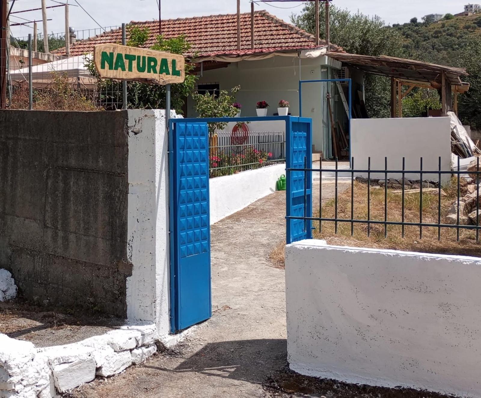 Natural Hostel Himarë Exteriér fotografie